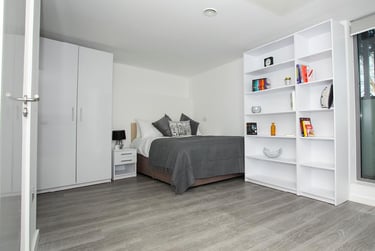 1 bed studio, Popes Lane, West Ealing, London, W54NG - Image 2